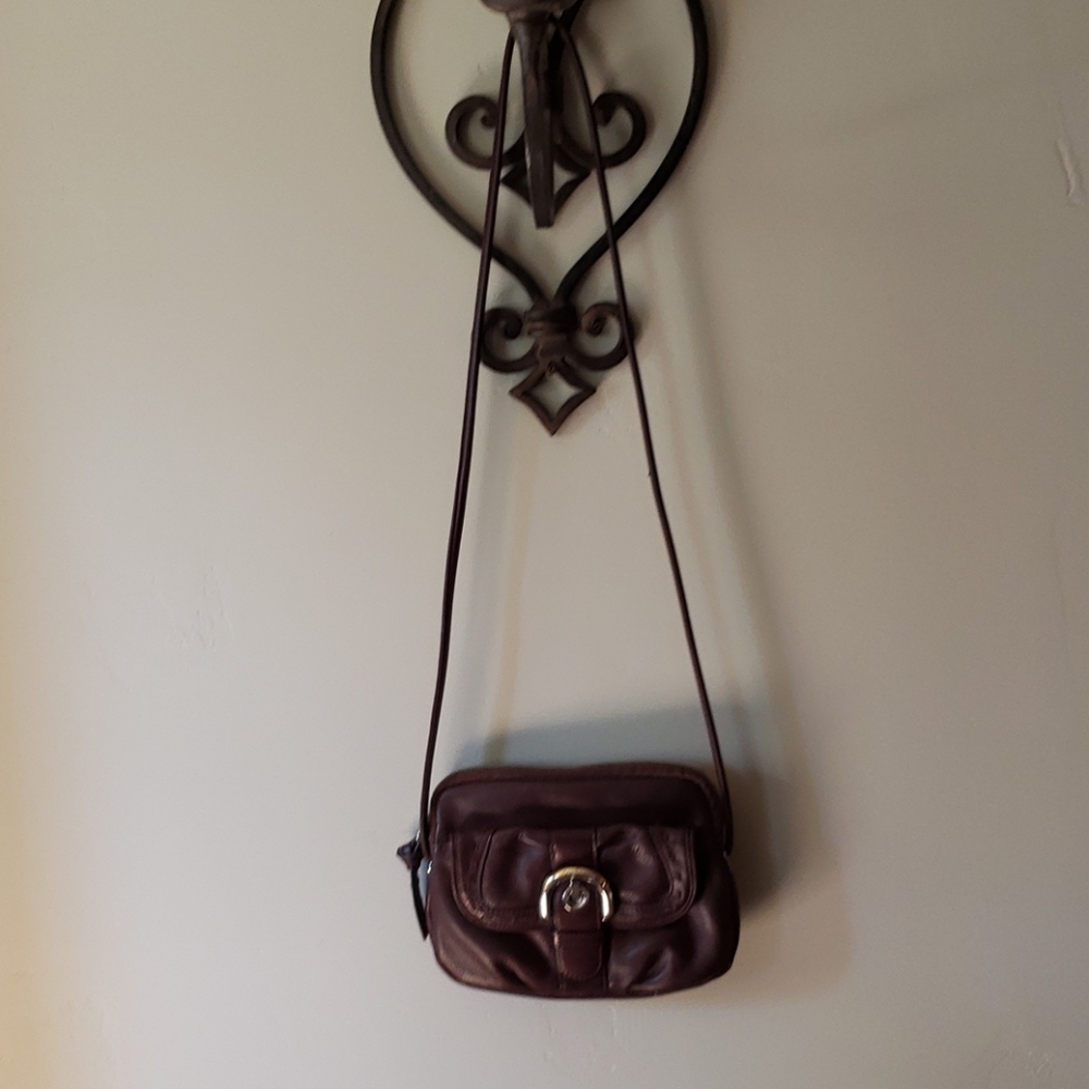 B. MAKOWSKY Crossbody Bag